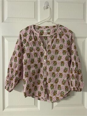 T39a- UNTUCKIT Floral Button Front MARCELLA Top